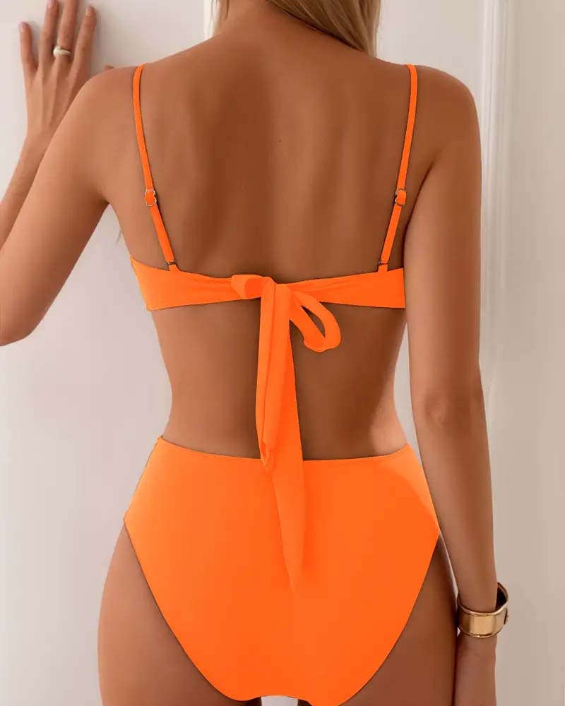 Britt - Chic and Stylish Two-Piece Bikini