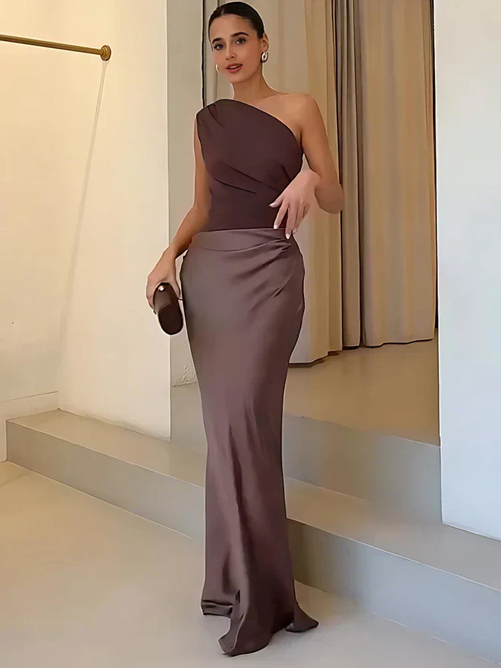 Stella & Grace™ | Maxi Dress with a Guilt in Satin