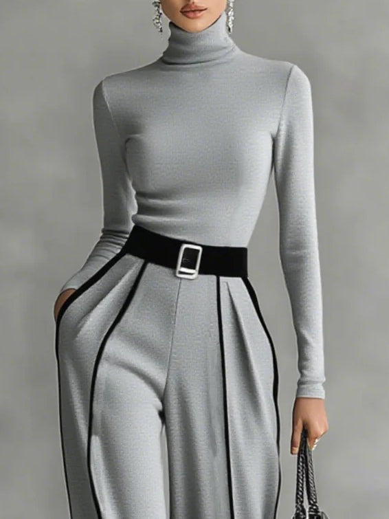 Vera™ | Elegant ensemble with contrasting detail