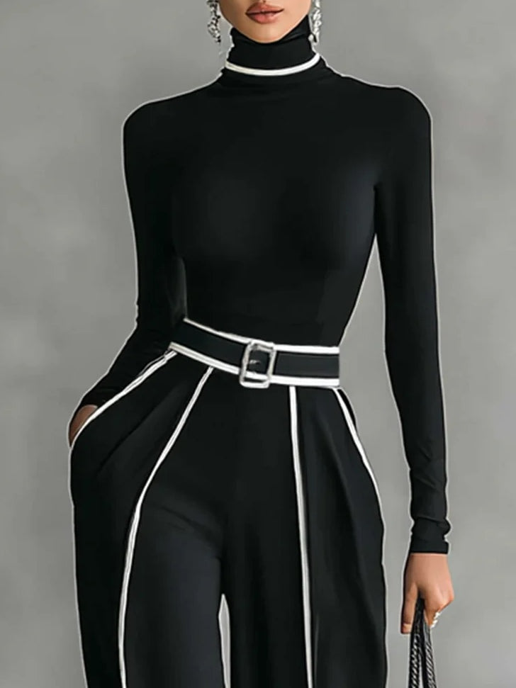 Vera™ | Elegant ensemble with contrasting detail